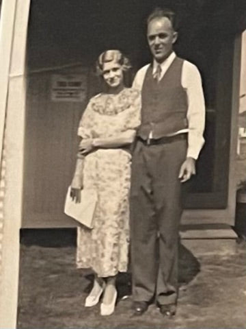 Vintage black-and-white photo of a bride and groom in 1936