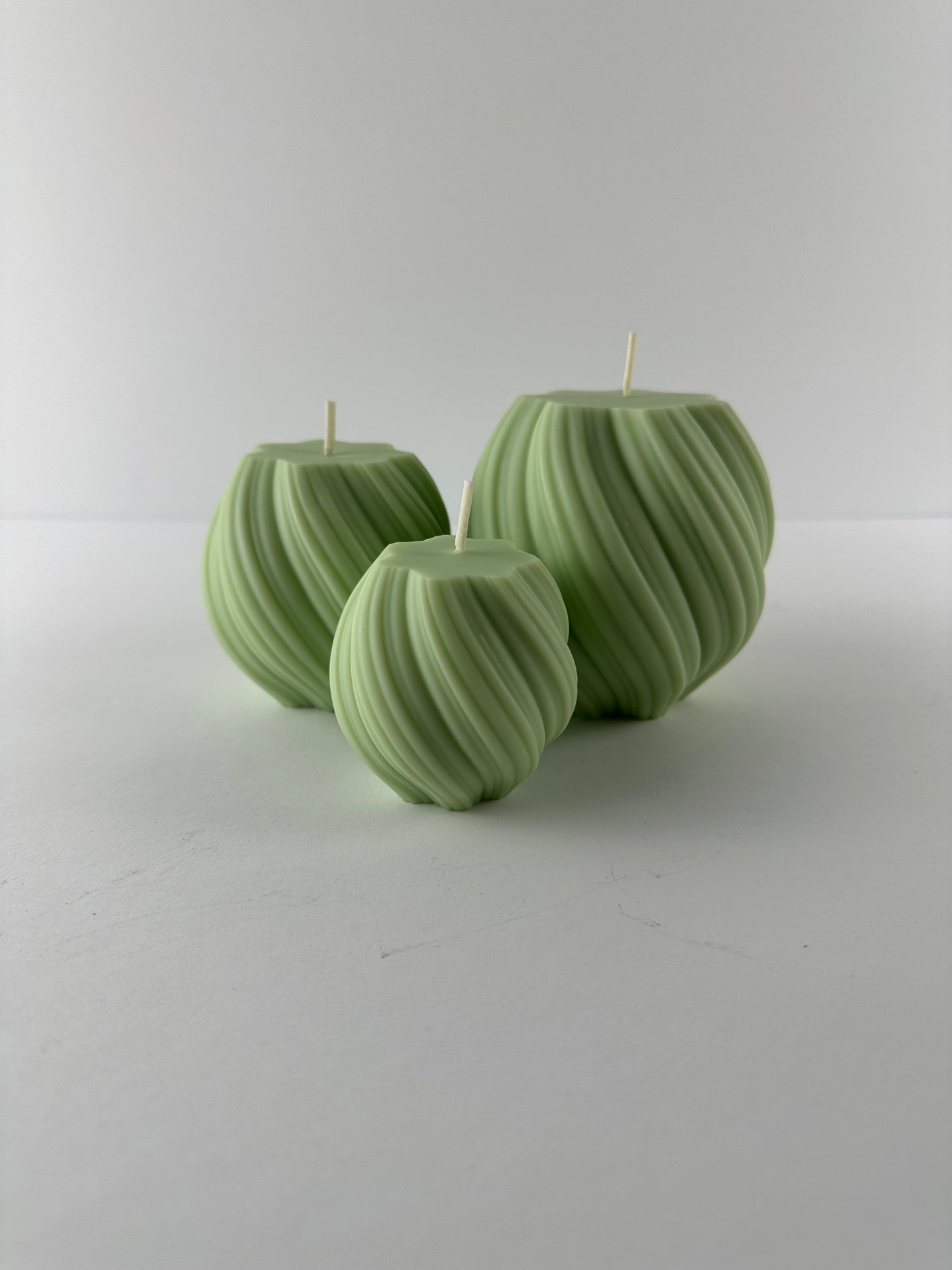 Twisted Sphere Pillar Set