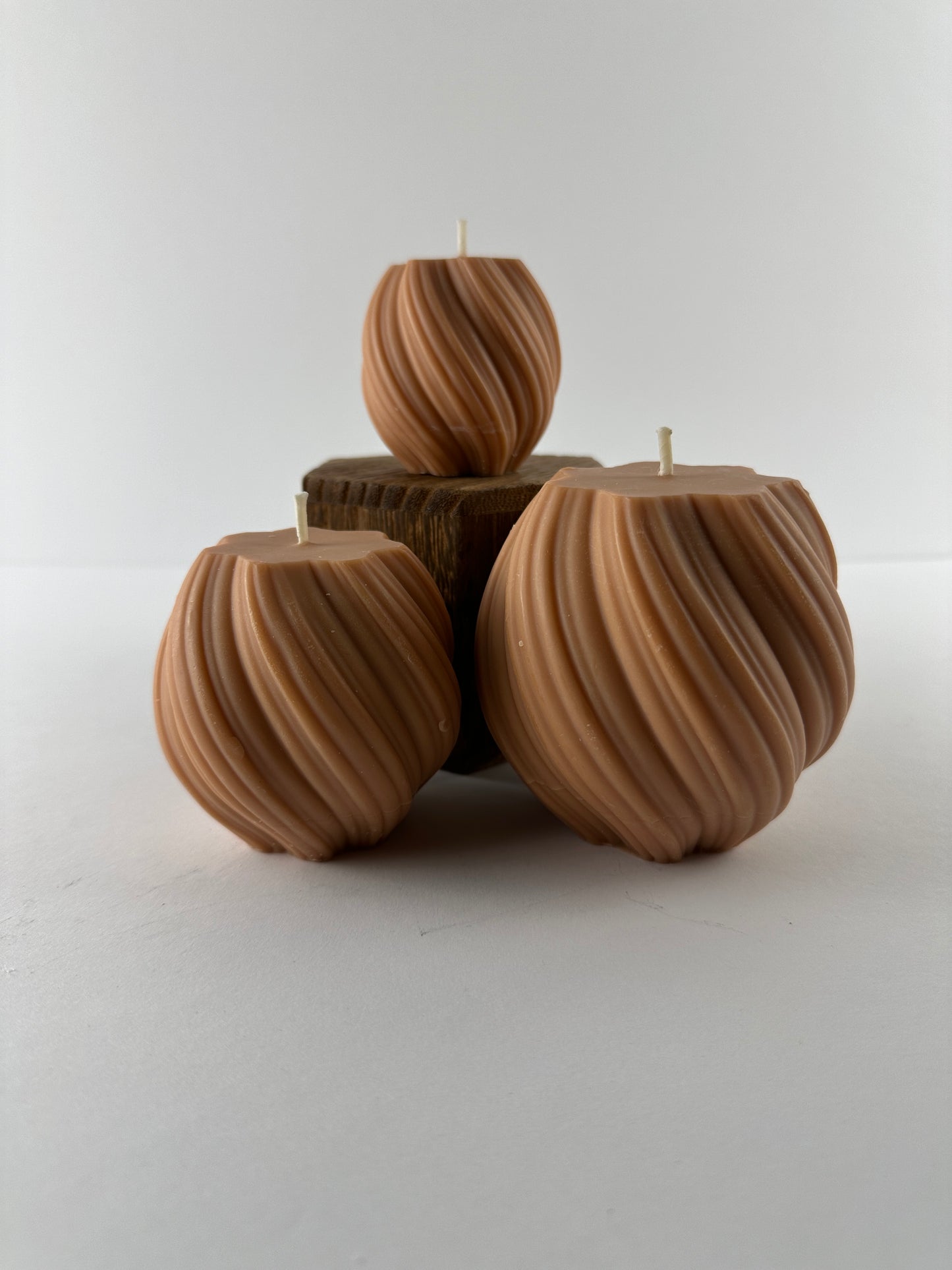 Twisted Sphere Pillar Set